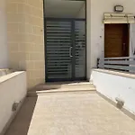 Modern With Sea View Apartment *