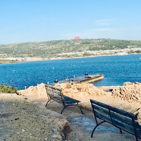 Modern With Sea View דירה מליאהה