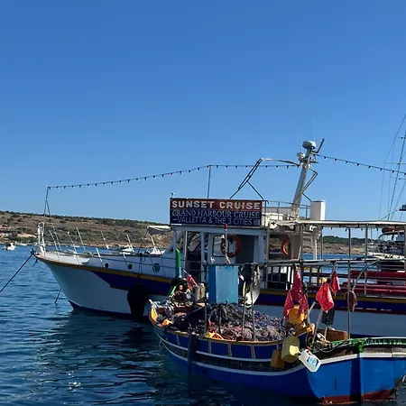 Modern With Sea View Apartamento *