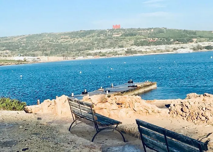 Modern With Sea View 아파트 멜리에하