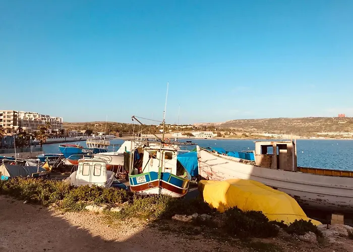 아파트 Modern With Sea View 멜리에하