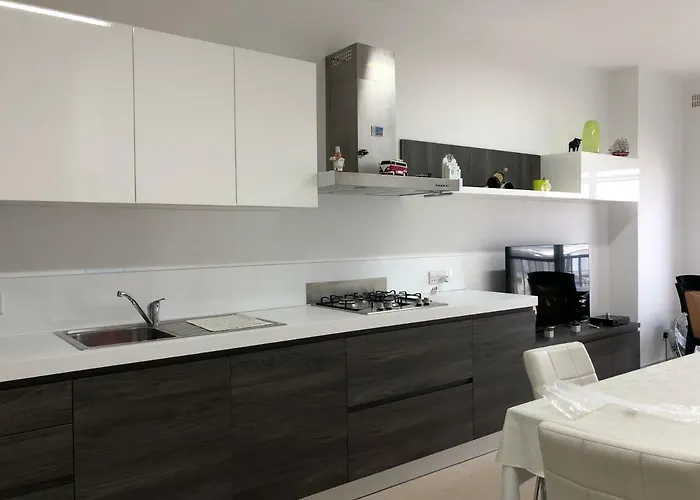 아파트 Modern With Sea View